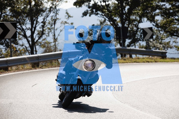 MICH9899